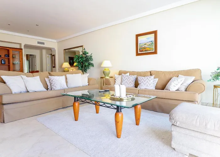 Апартаменти Monteros Palm - Sea & Pool View *