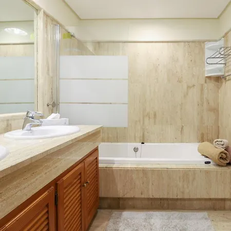 Monteros Palm - Sea & Pool View Appartement *