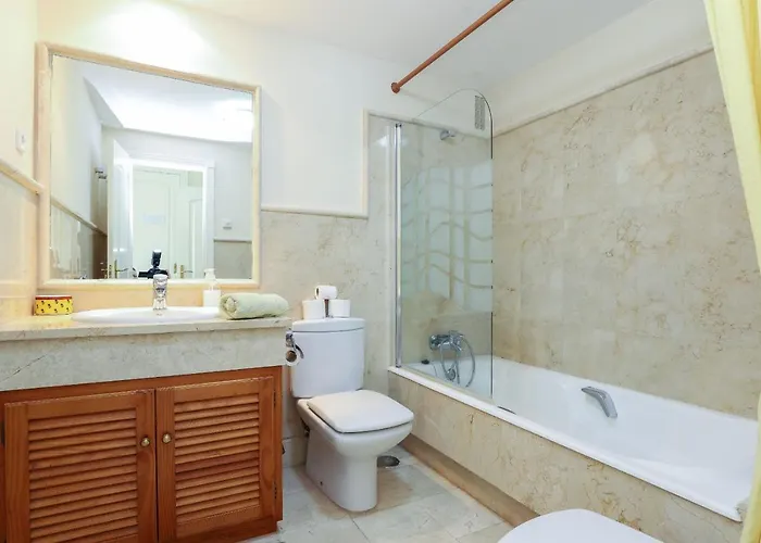 Monteros Palm - Sea & Pool View 아파트