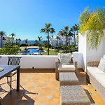 Monteros Palm - Sea & Pool View Apartament