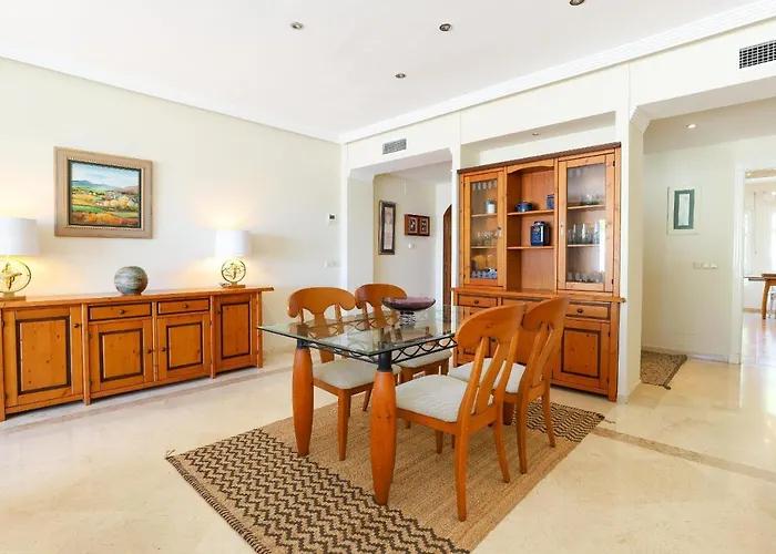 Monteros Palm - Sea & Pool View Marbella
