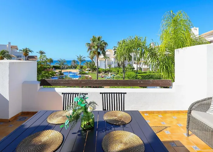 Monteros Palm - Sea & Pool View アパート
